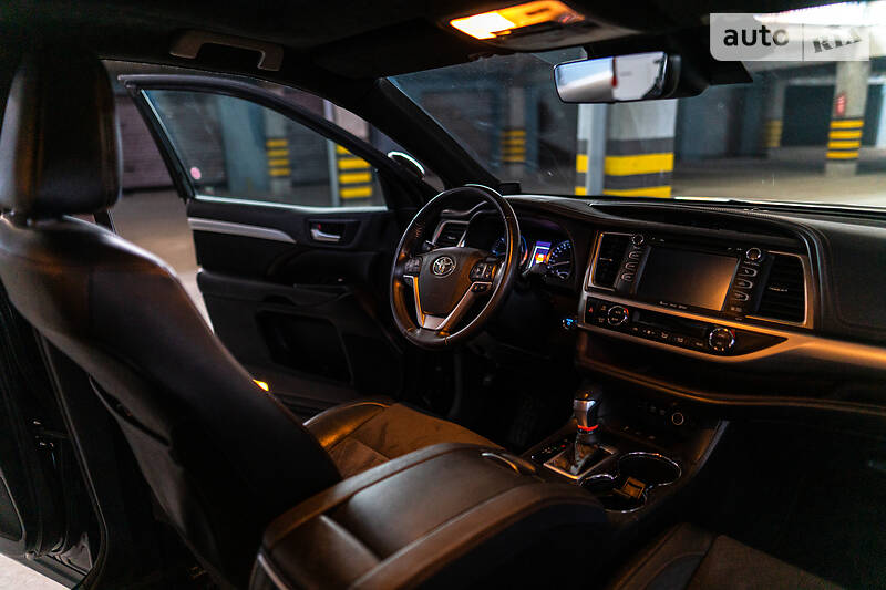 Позашляховик / Кросовер Toyota Highlander 2018 в Івано-Франківську фото 22 Позашляховик / Кросовер Toyota Highlander 2018 в Івано-Франківську