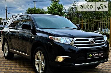 Внедорожник / Кроссовер Toyota Highlander 2012 в Николаеве