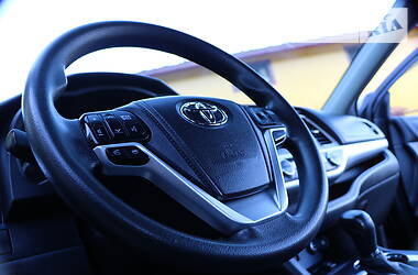 Внедорожник / Кроссовер Toyota Highlander 2014 в Трускавце