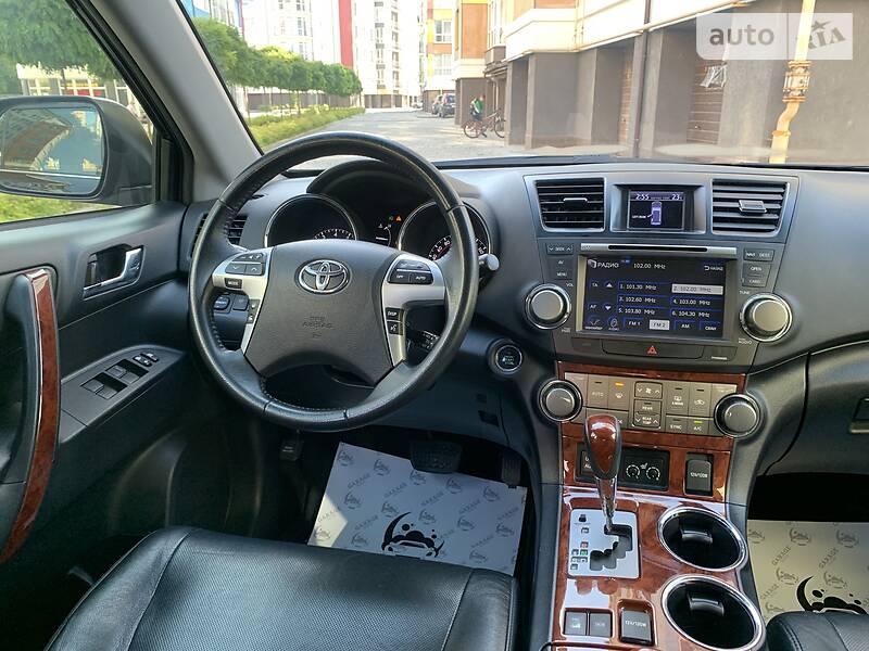 Позашляховик / Кросовер Toyota Highlander 2012 в Івано-Франківську фото 54 Позашляховик / Кросовер Toyota Highlander 2012 в Івано-Франківську