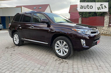 Внедорожник / Кроссовер Toyota Highlander 2013 в Тернополе