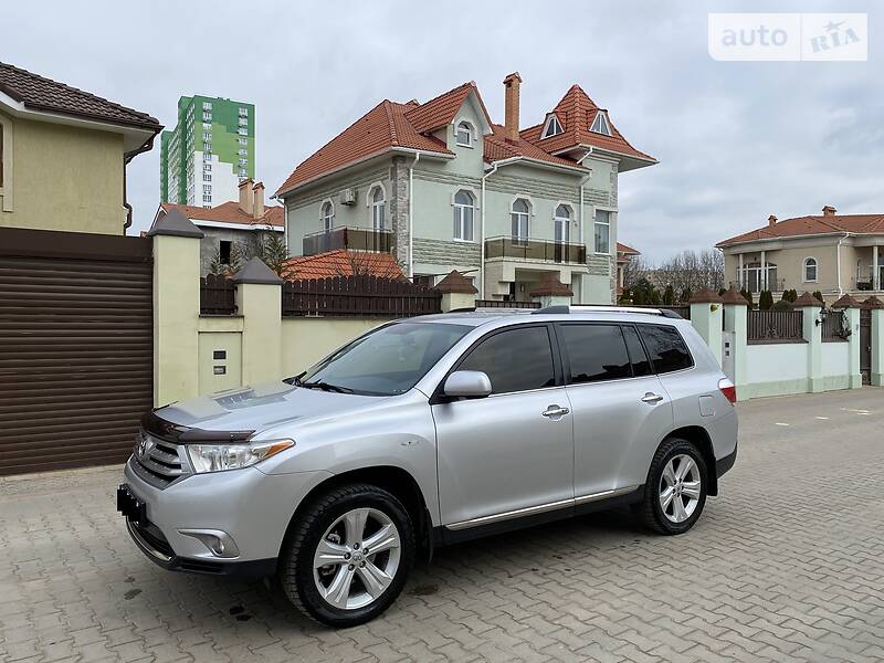 Внедорожник / Кроссовер Toyota Highlander 2012 в Одессе