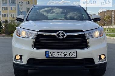 Внедорожник / Кроссовер Toyota Highlander 2014 в Киеве