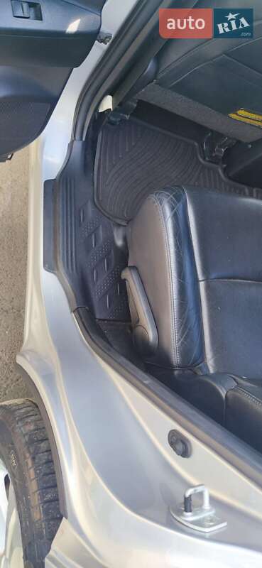 Універсал Toyota Highlander 2011 в Одесі