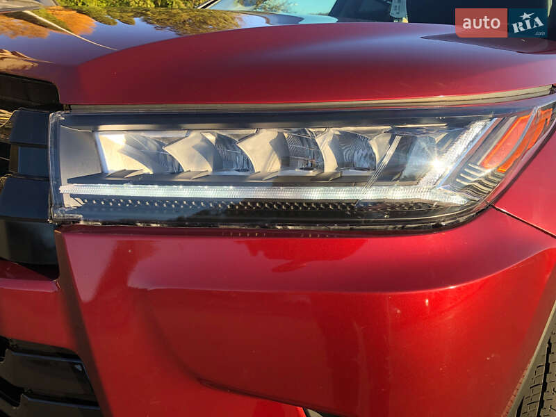 Внедорожник / Кроссовер Toyota Highlander 2017 в Бориславе