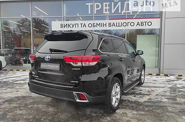Позашляховик / Кросовер Toyota Highlander 2019 в Харкові