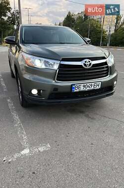 Позашляховик / Кросовер Toyota Highlander 2014 в Миколаєві