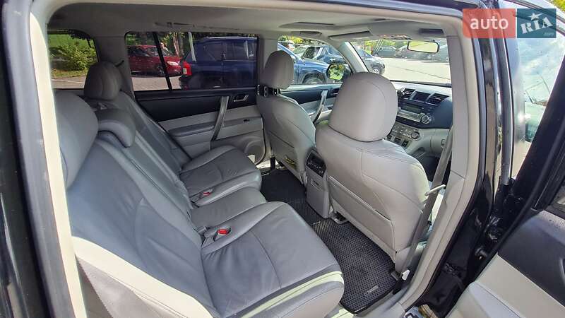 Позашляховик / Кросовер Toyota Highlander 2007 в Львові