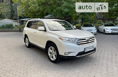 Позашляховик / Кросовер Toyota Highlander 2012 в Чернівцях