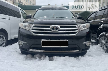 Внедорожник / Кроссовер Toyota Highlander 2011 в Киеве