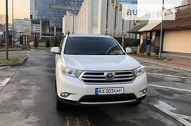 Внедорожник / Кроссовер Toyota Highlander 2012 в Киеве