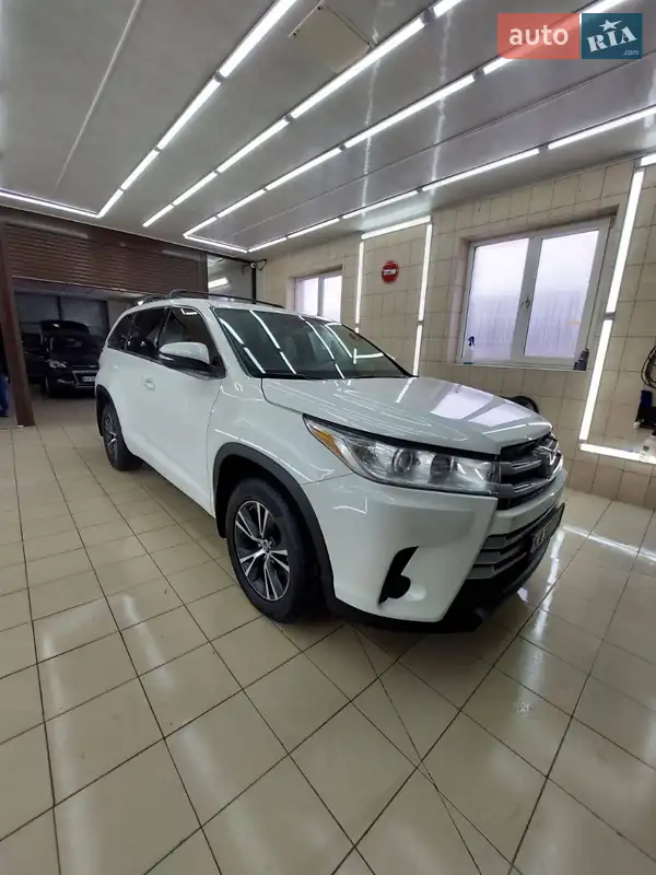 Toyota Highlander 2018