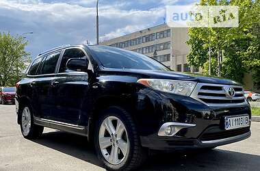 Позашляховик / Кросовер Toyota Highlander 2011 в Києві