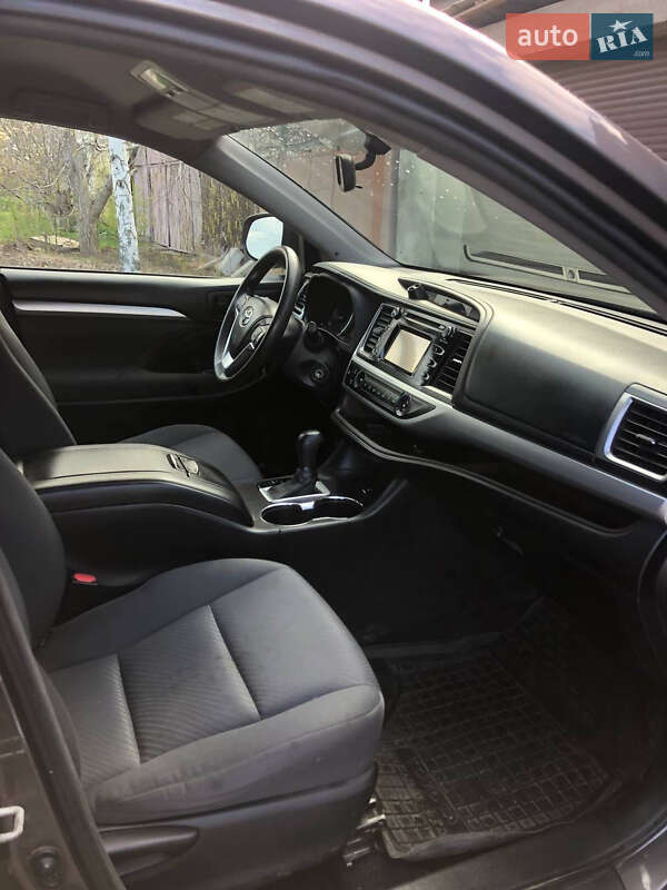 Позашляховик / Кросовер Toyota Highlander 2014 в Одесі фото 10 Позашляховик / Кросовер Toyota Highlander 2014 в Одесі
