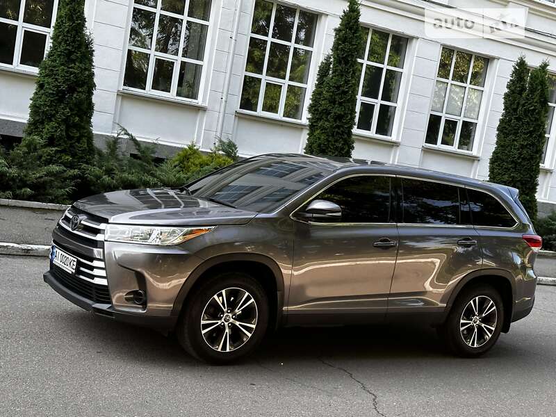 AUTO.RIA – Продам Тойота Хайлендер 2018 (AI0020KE) бензин 2.7 ...