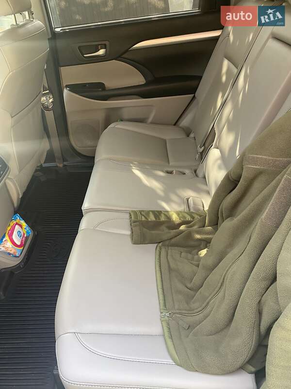 Позашляховик / Кросовер Toyota Highlander 2019 в Білій Церкві