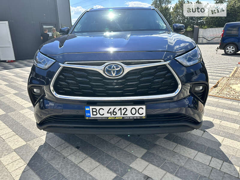 Внедорожник / Кроссовер Toyota Highlander 2020 в Львове
