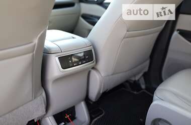 Внедорожник / Кроссовер Toyota Highlander 2017 в 