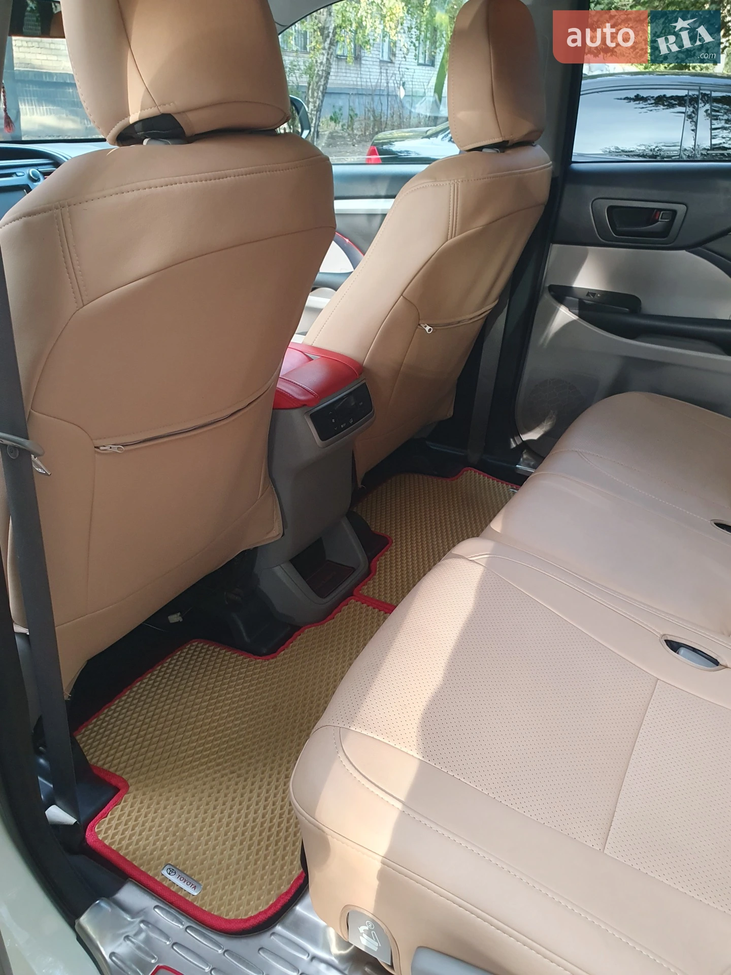 2015 Toyota Highlander - мініатюра 11