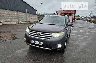 Позашляховик / Кросовер Toyota Highlander 2012 в Вишгороді