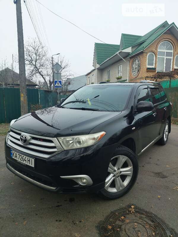 Позашляховик / Кросовер Toyota Highlander 2011 в Києві