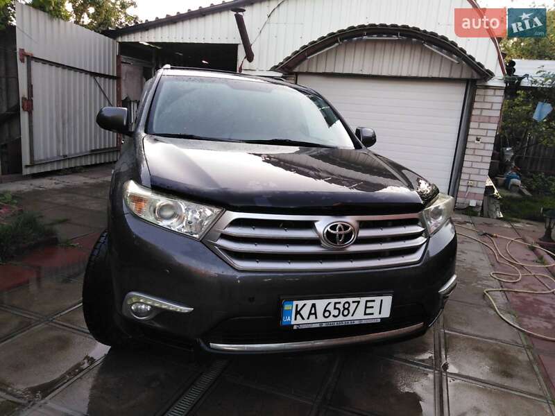 Позашляховик / Кросовер Toyota Highlander 2011 в Носівці