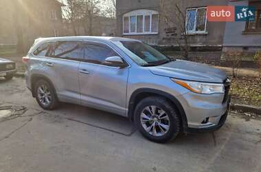 Позашляховик / Кросовер Toyota Highlander 2015 в Запоріжжі