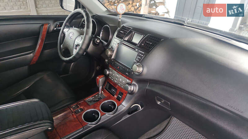Внедорожник / Кроссовер Toyota Highlander 2011 в Павлограде фото 3 Внедорожник / Кроссовер Toyota Highlander 2011 в Павлограде