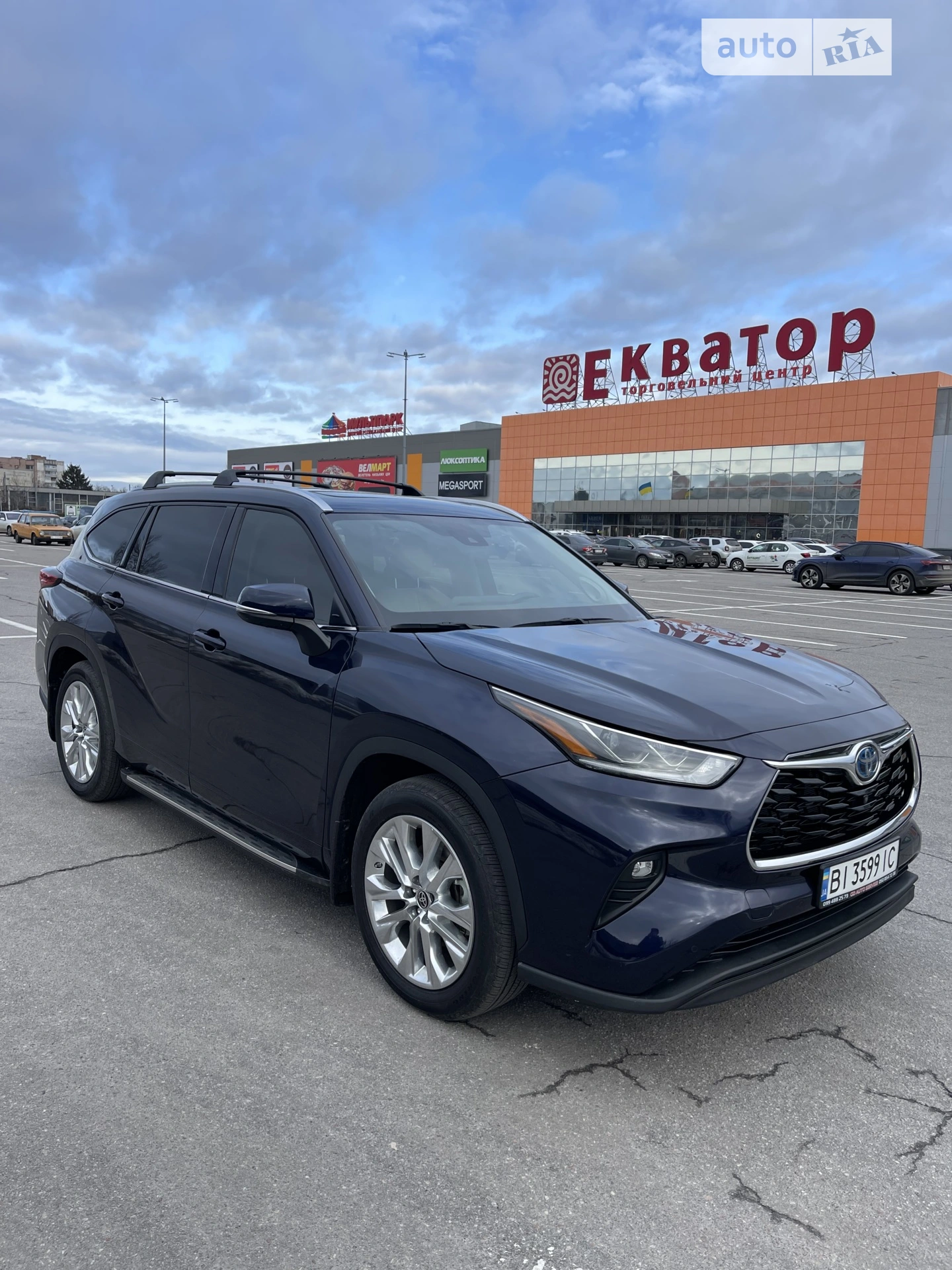 2022 Toyota Highlander - мініатюра 3