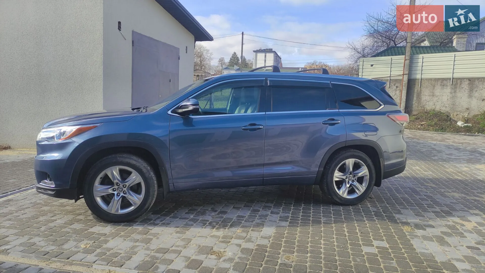 2016 Toyota Highlander - мініатюра 2