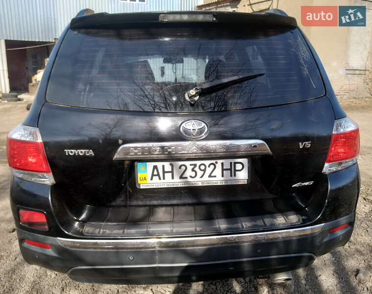 Внедорожник / Кроссовер Toyota Highlander 2011 в Славянске