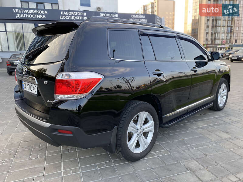 Позашляховик / Кросовер Toyota Highlander 2011 в Черкасах