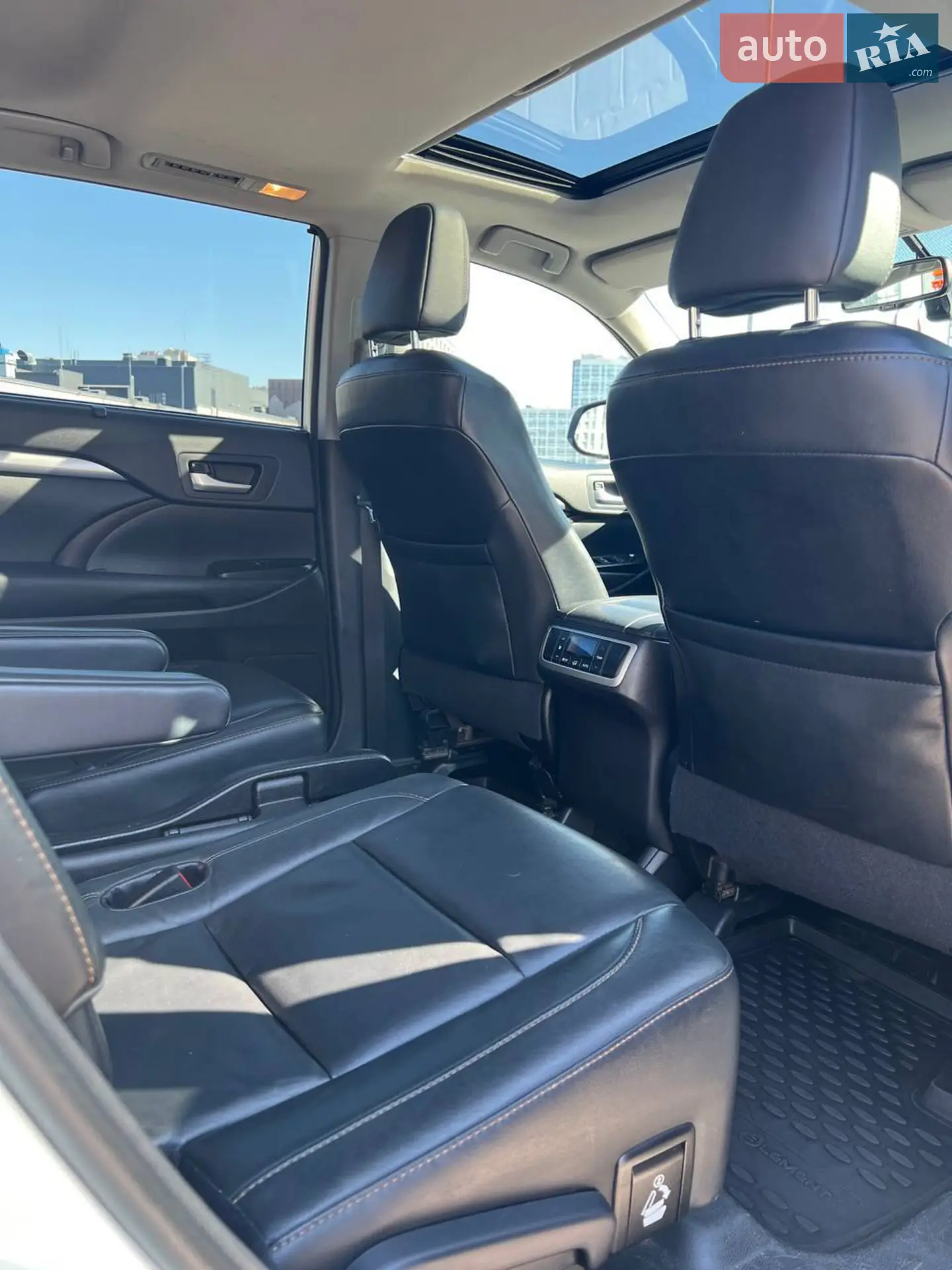 2016 Toyota Highlander - мініатюра 11