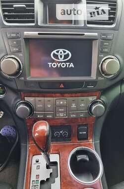 Позашляховик / Кросовер Toyota Highlander 2013 в Одесі