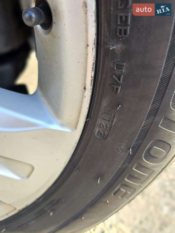 Позашляховик / Кросовер Toyota Highlander 2011 в Рівному