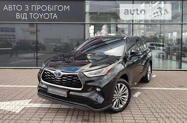 Позашляховик / Кросовер Toyota Highlander 2022 в Києві