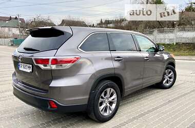 Позашляховик / Кросовер Toyota Highlander 2014 в Києві