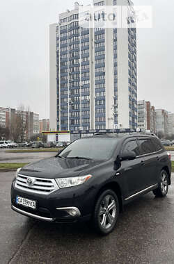 Позашляховик / Кросовер Toyota Highlander 2011 в Черкасах