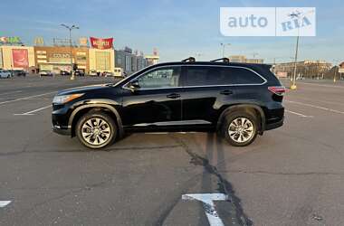 Внедорожник / Кроссовер Toyota Highlander 2014 в Одессе