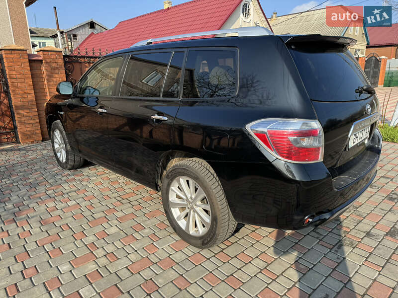 Позашляховик / Кросовер Toyota Highlander 2010 в Одесі