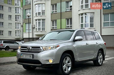 Позашляховик / Кросовер Toyota Highlander 2012 в Мукачевому