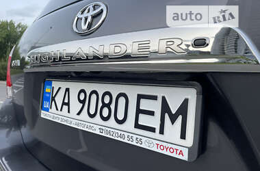 Позашляховик / Кросовер Toyota Highlander 2012 в Києві