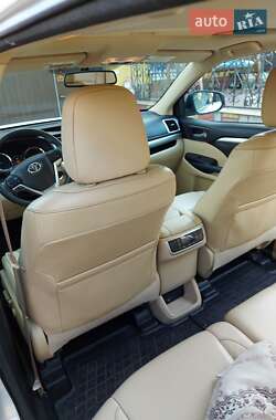 Позашляховик / Кросовер Toyota Highlander 2015 в Вінниці
