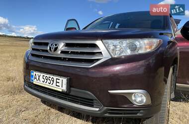 Позашляховик / Кросовер Toyota Highlander 2012 в Полтаві