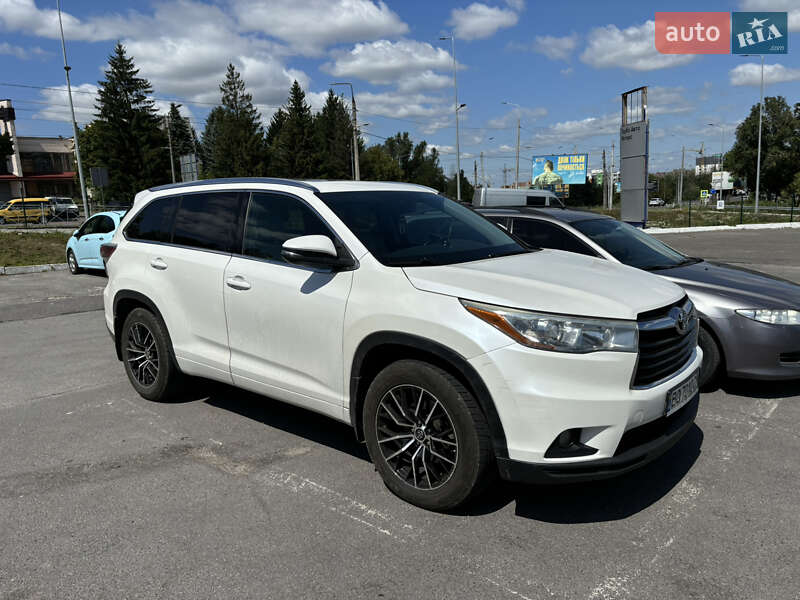 Внедорожник / Кроссовер Toyota Highlander 2015 в Тернополе