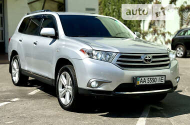 Внедорожник / Кроссовер Toyota Highlander 2011 в Киеве