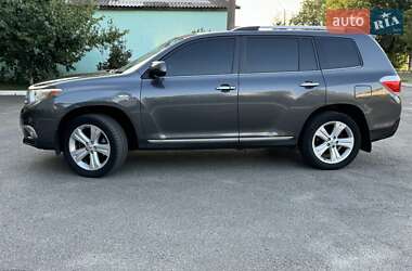 Внедорожник / Кроссовер Toyota Highlander 2011 в Переяславе