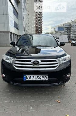 Внедорожник / Кроссовер Toyota Highlander 2011 в Киеве