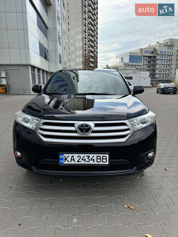 Toyota Highlander 2011