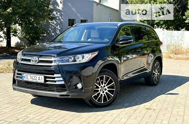 Позашляховик / Кросовер Toyota Highlander 2019 в Дніпрі